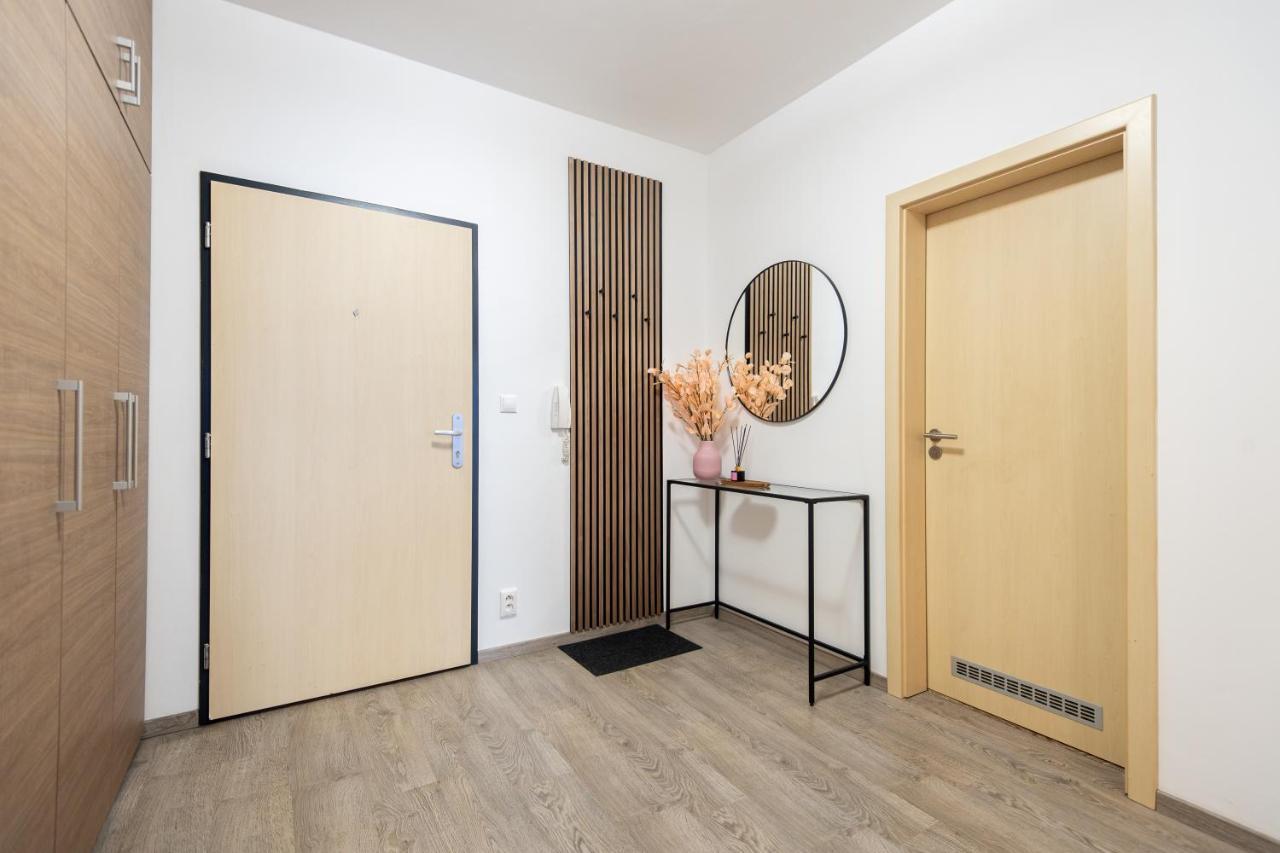 Nova Karolina Apartment Ostrava Exterior foto