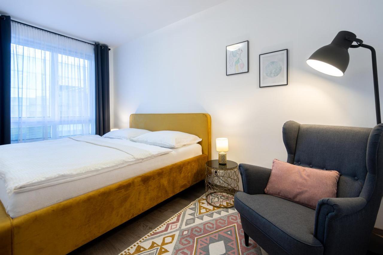 Nova Karolina Apartment Ostrava Exterior foto